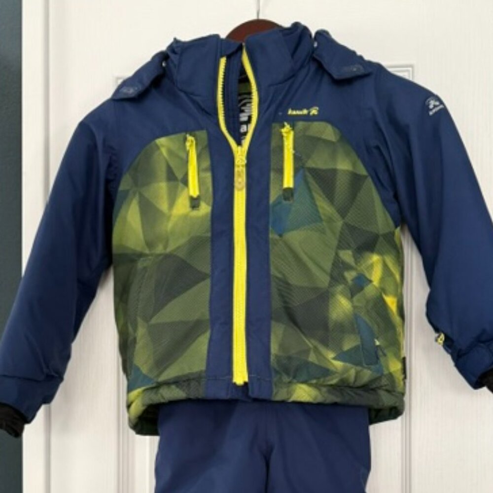 Kamik boys winter jacket, size 4